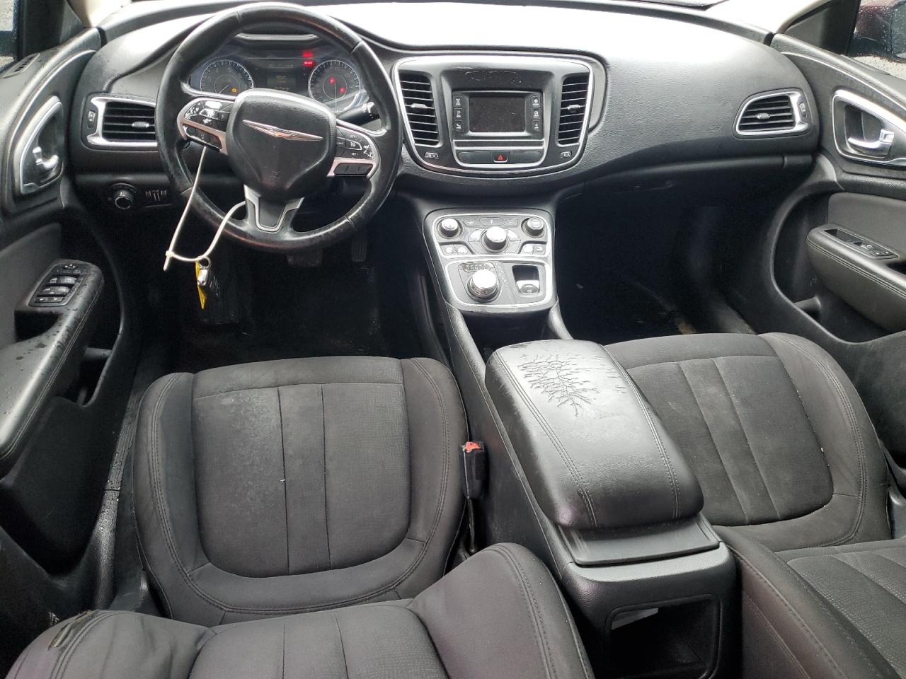 2015 Chrysler 200 - Image 8