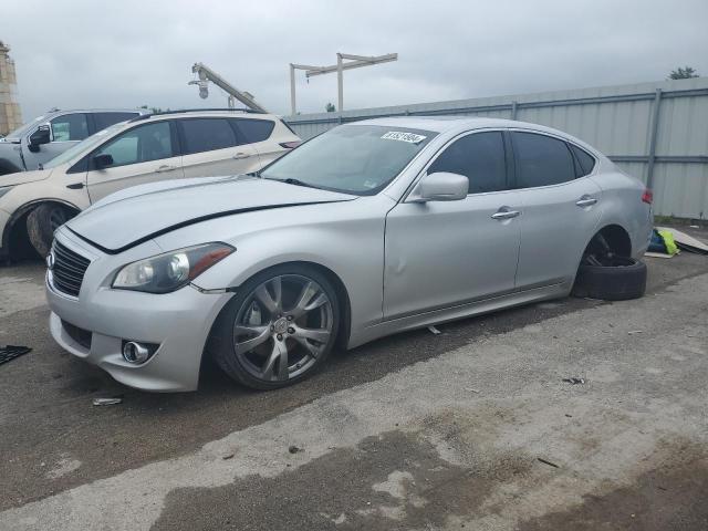 2012 Infiniti M56 