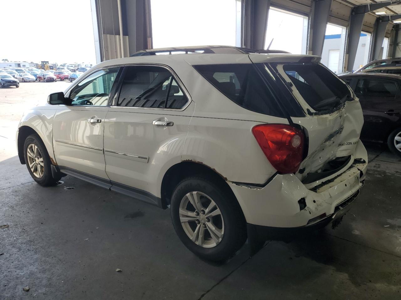 2010 Chevrolet Equinox - Image 2