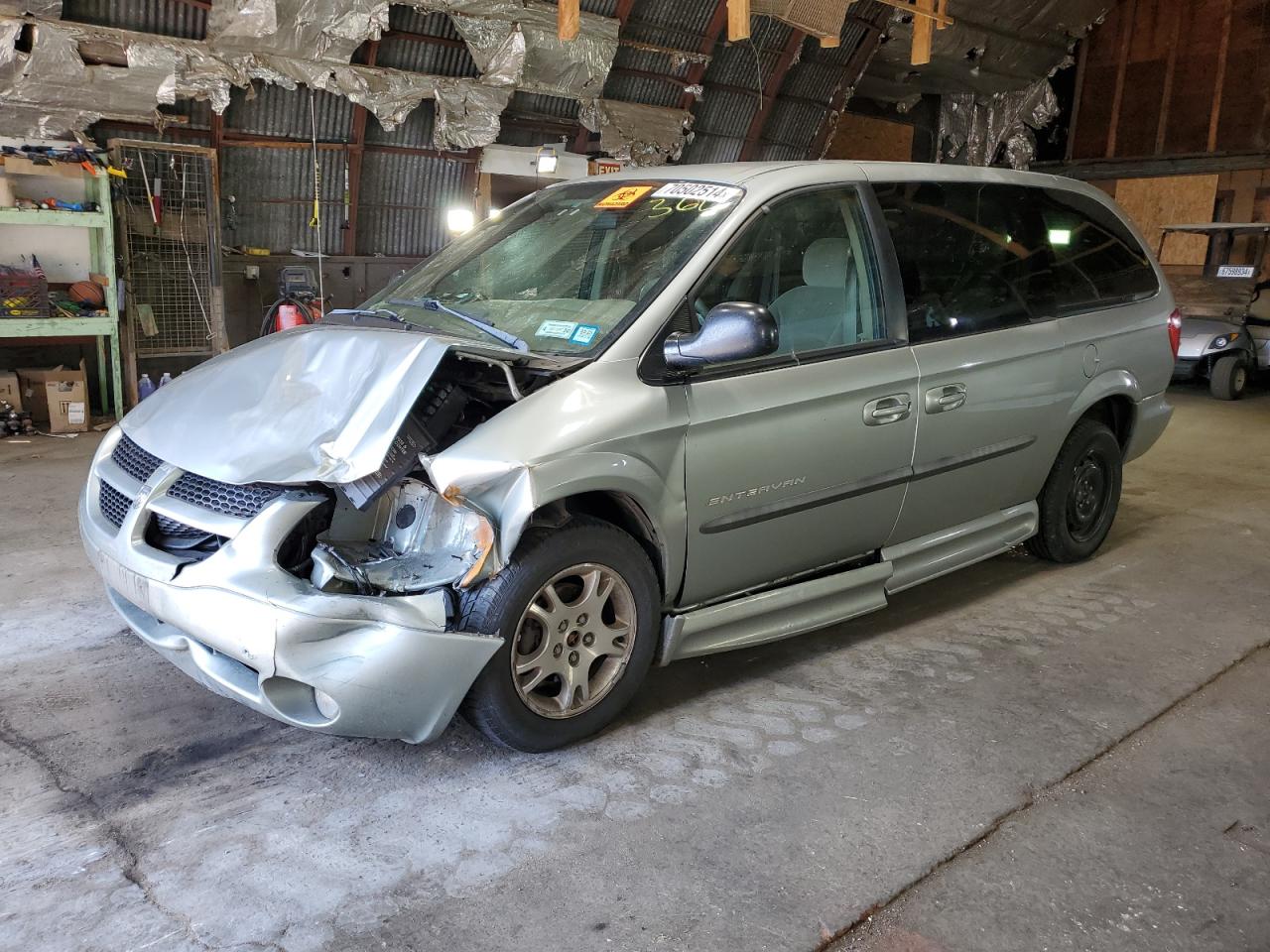 2003 Dodge Caravan - Image 1