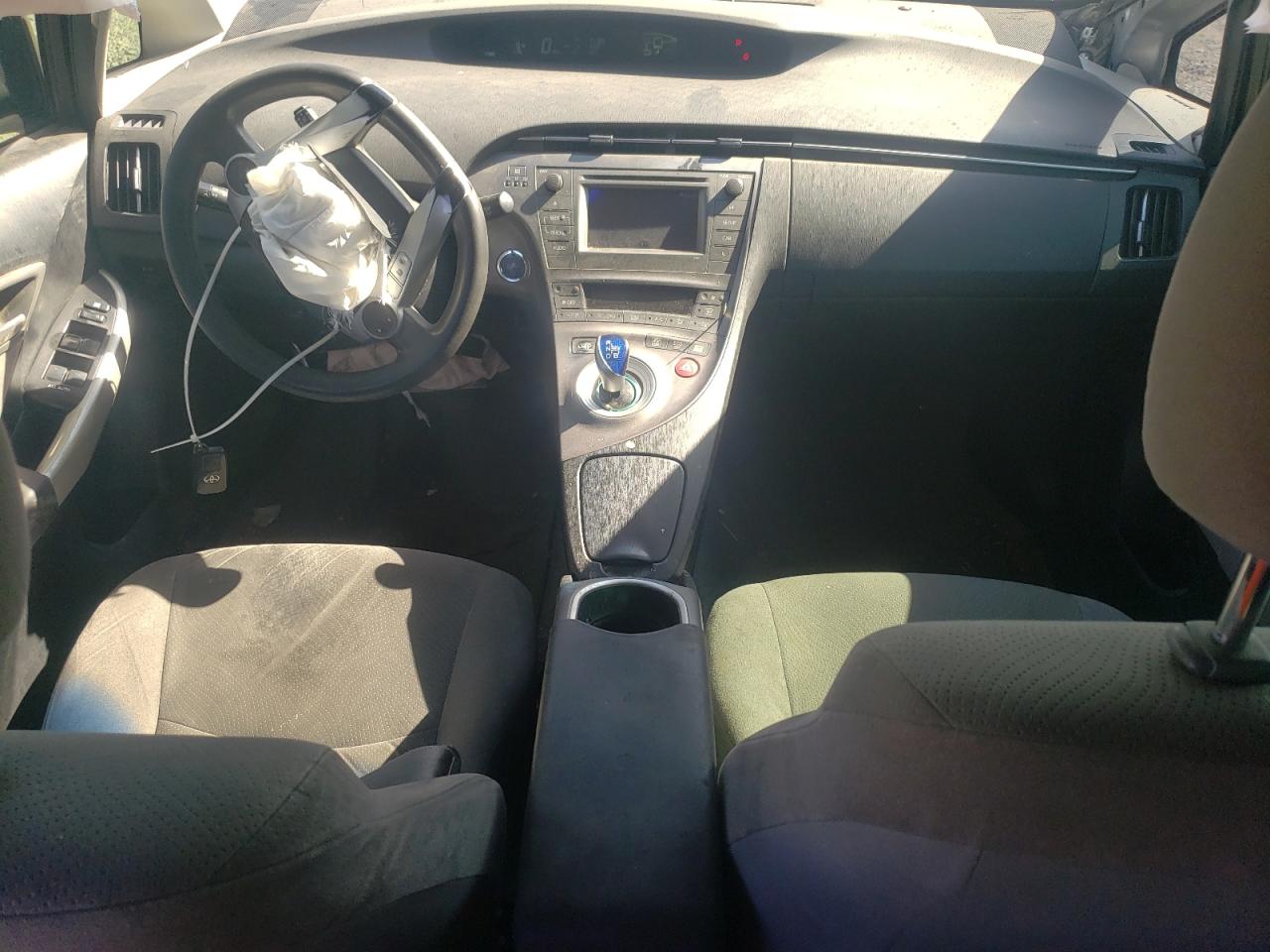 JTDKN3DU3E0375977 2014 Toyota Prius