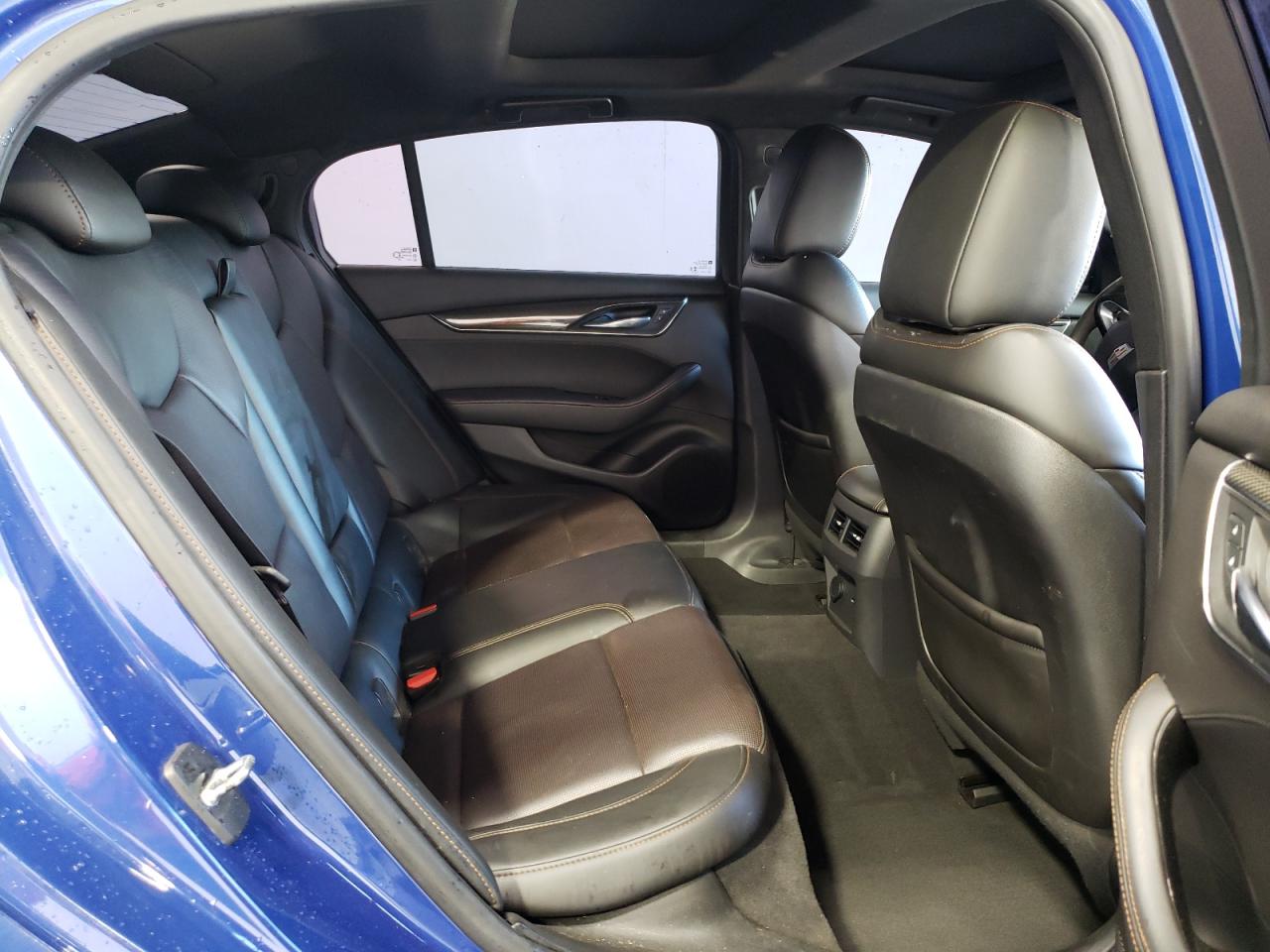 2021 Cadillac CT5 - Image 10