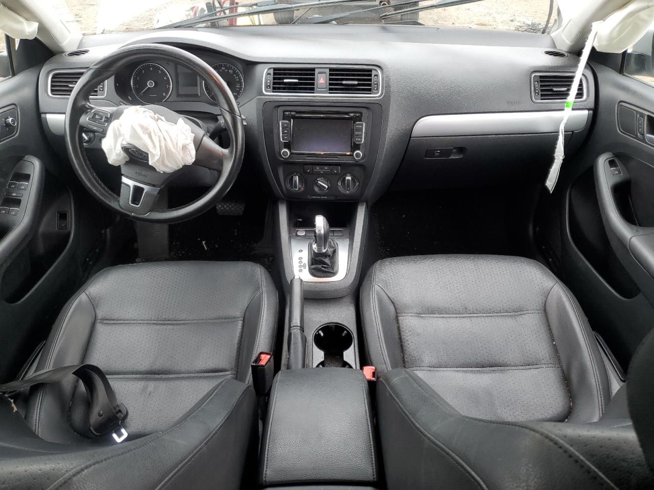 2014 Volkswagen Jetta - Image 8