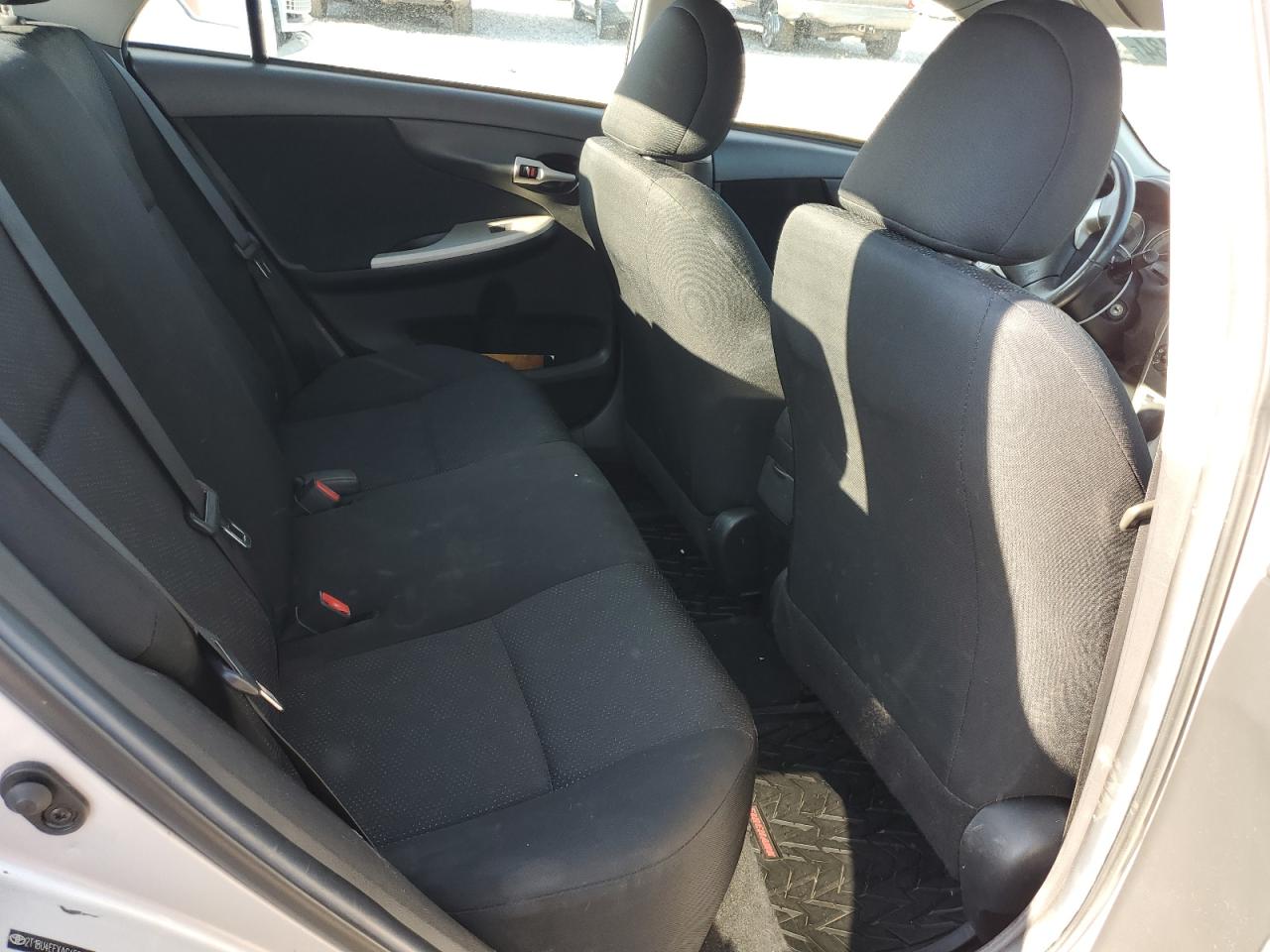 2010 Toyota Corolla - Image 10