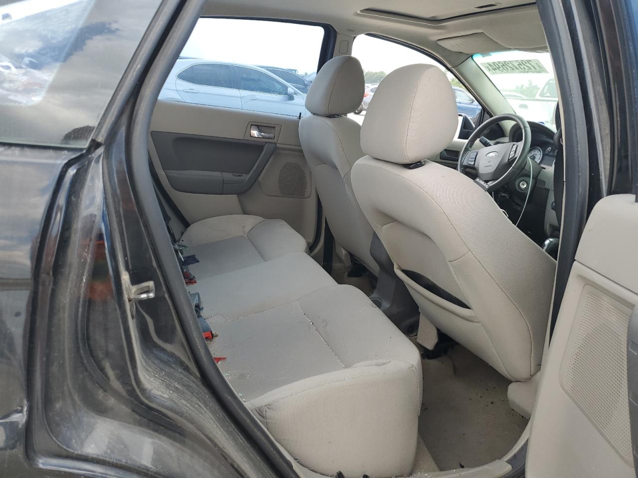 2008 Ford Focus - Image 10