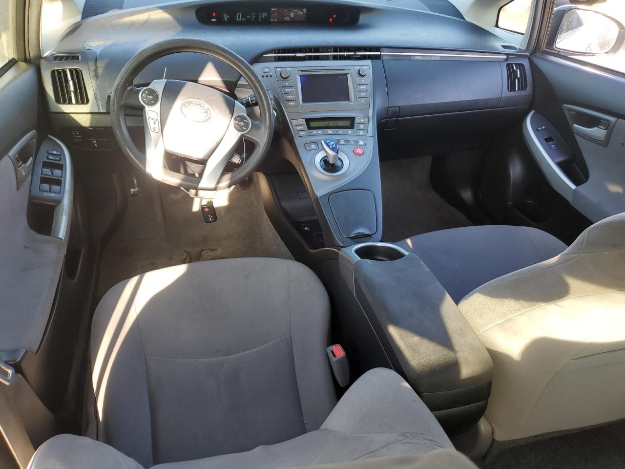 JTDKN3DU7F1935186 2015 Toyota Prius