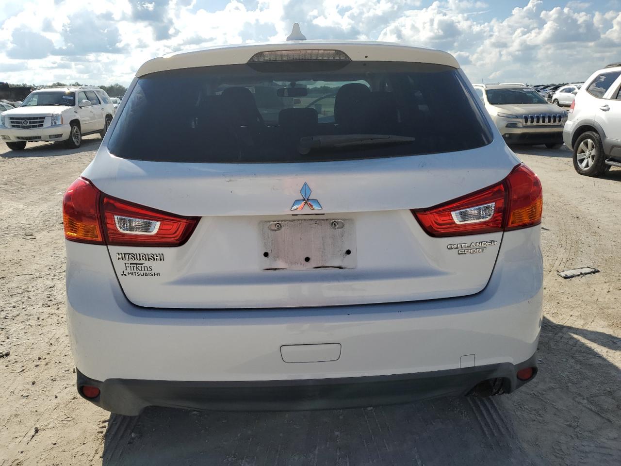 JA4AP3AU2HZ012235 2017 Mitsubishi Outlander Sport Es