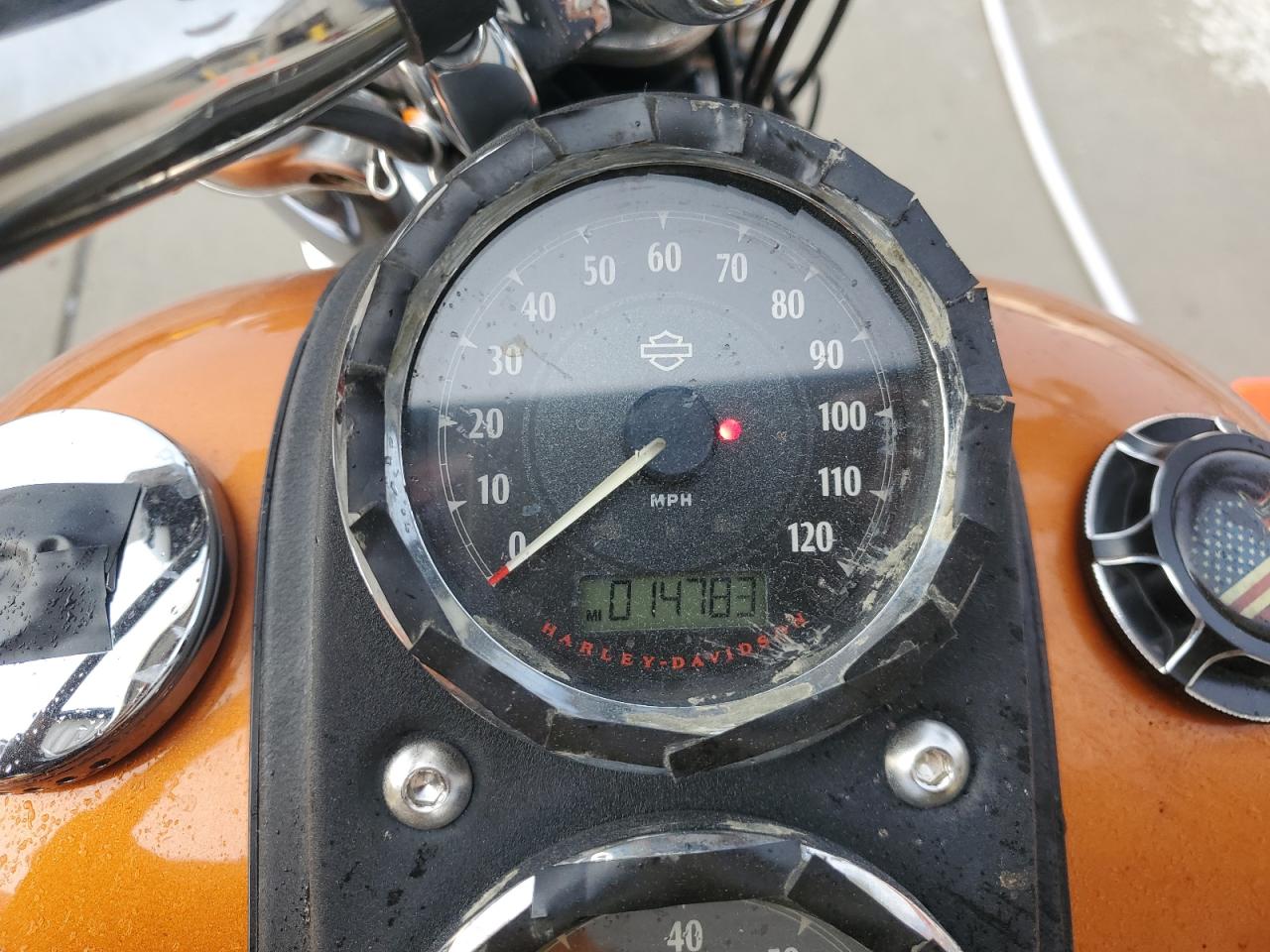 2014 Harley-Davidson Fxdl Dyna Low Rider VIN: 1HD1GNM20EC330119 Lot: 70872394