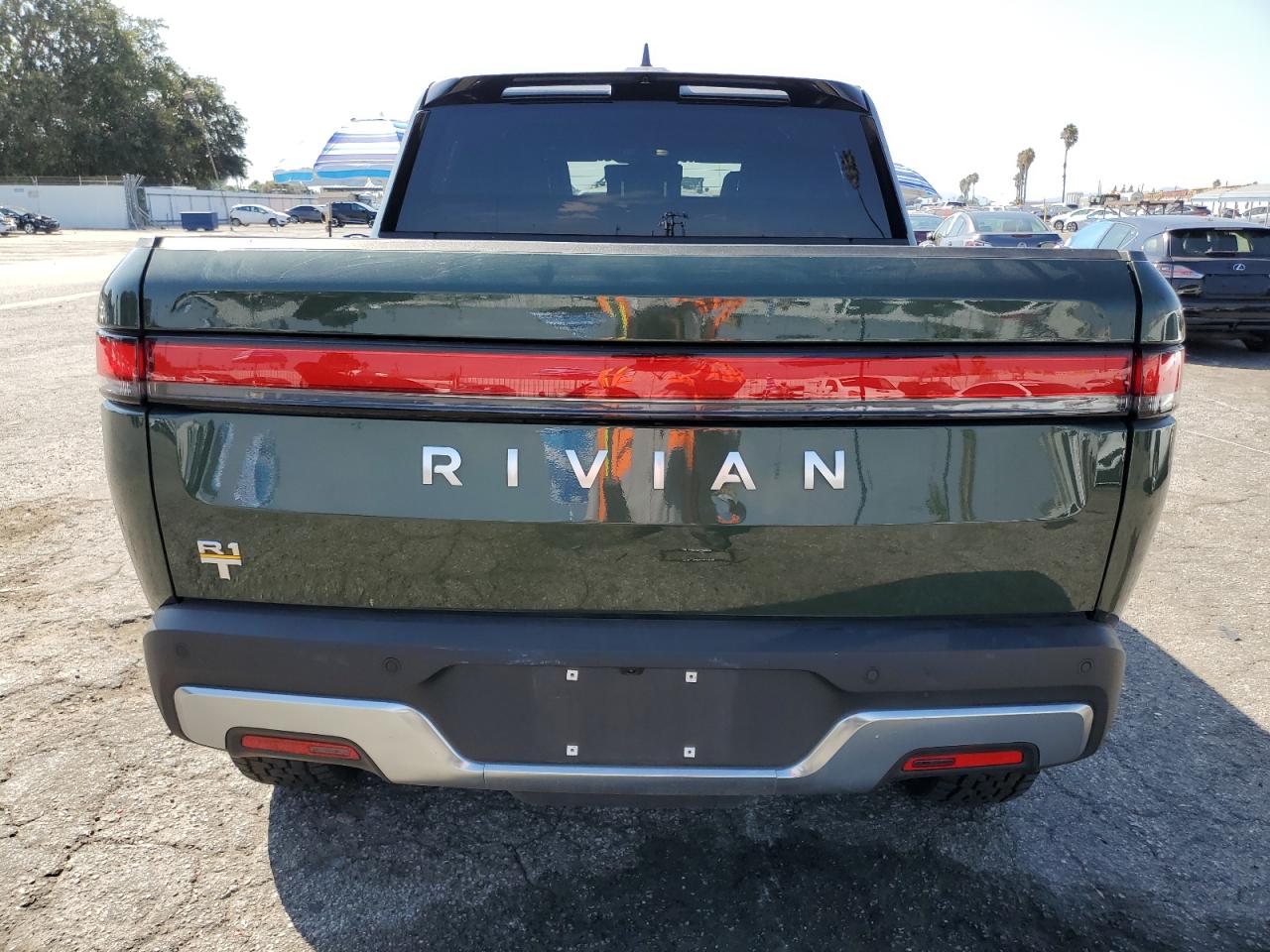 7FCTGAAA9PN018171 2023 Rivian R1T Adventure