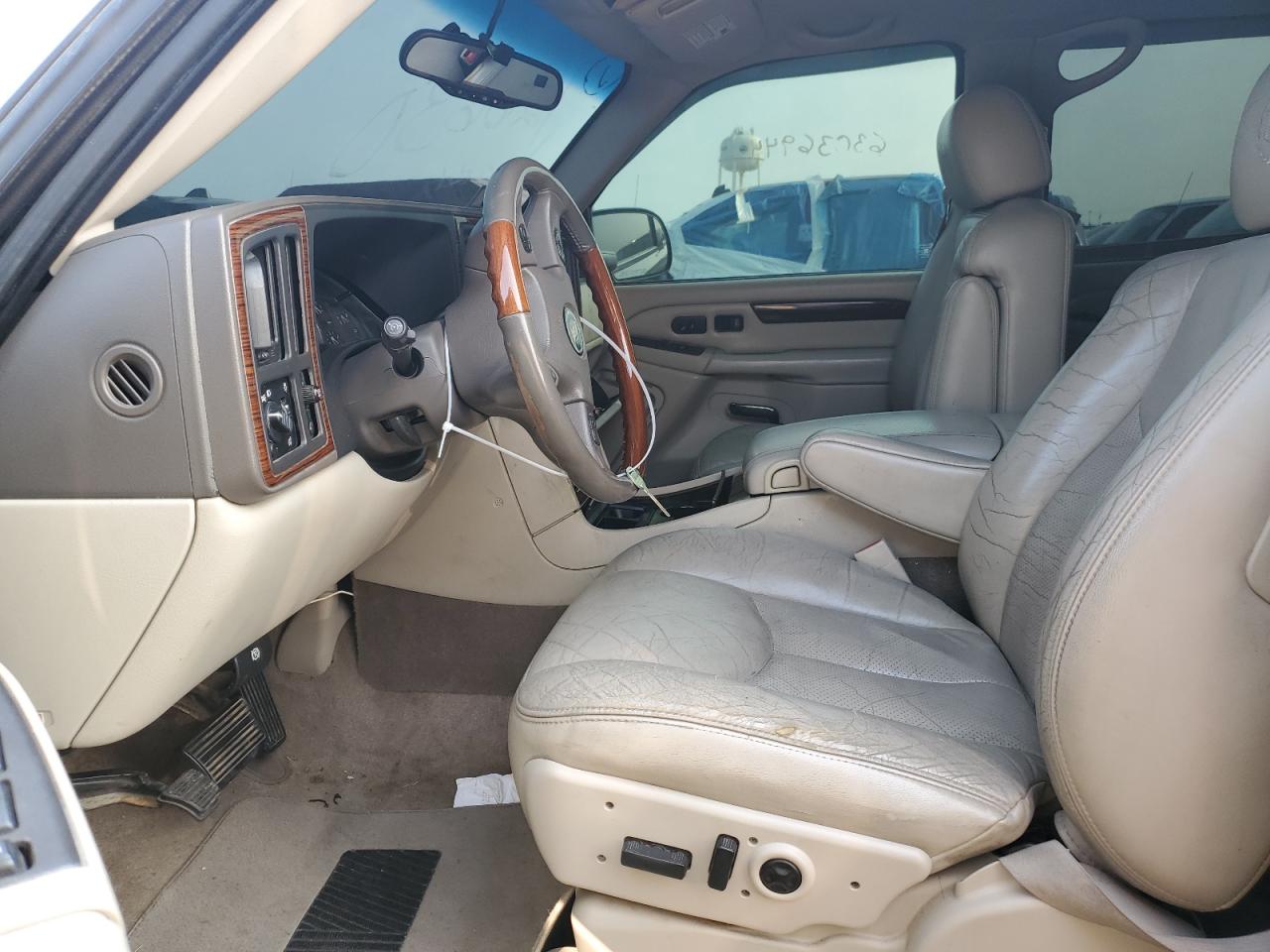 1GYEK63N74R274284 2004 Cadillac Escalade Luxury