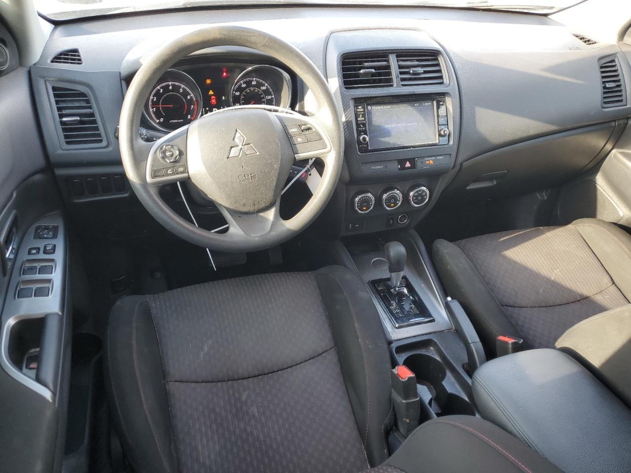 JA4AP3AU3KU030621 2019 Mitsubishi Outlander Sport Es