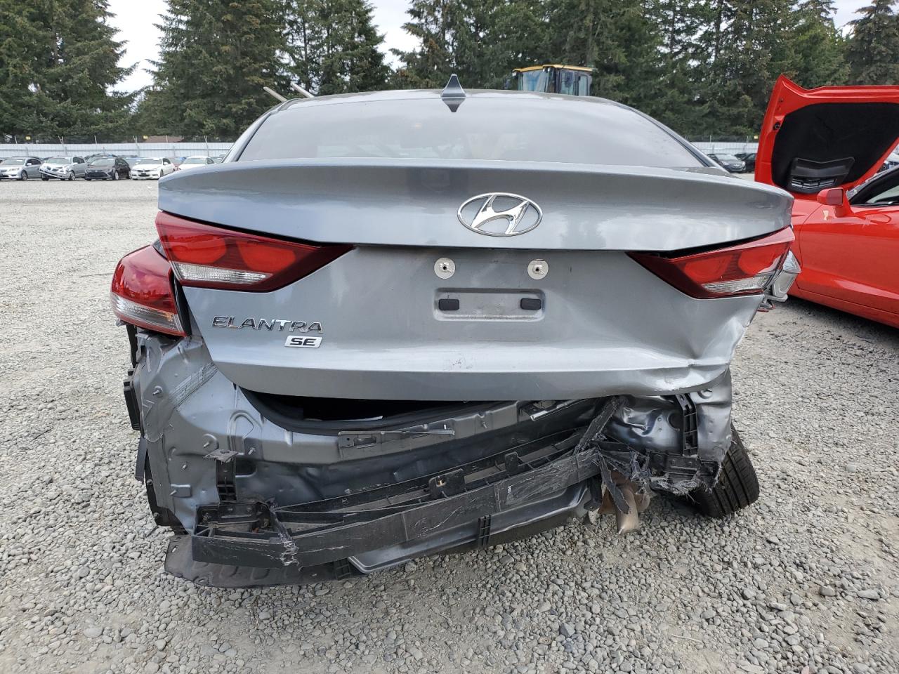 KMHD74LF0HU394913 2017 Hyundai Elantra Se