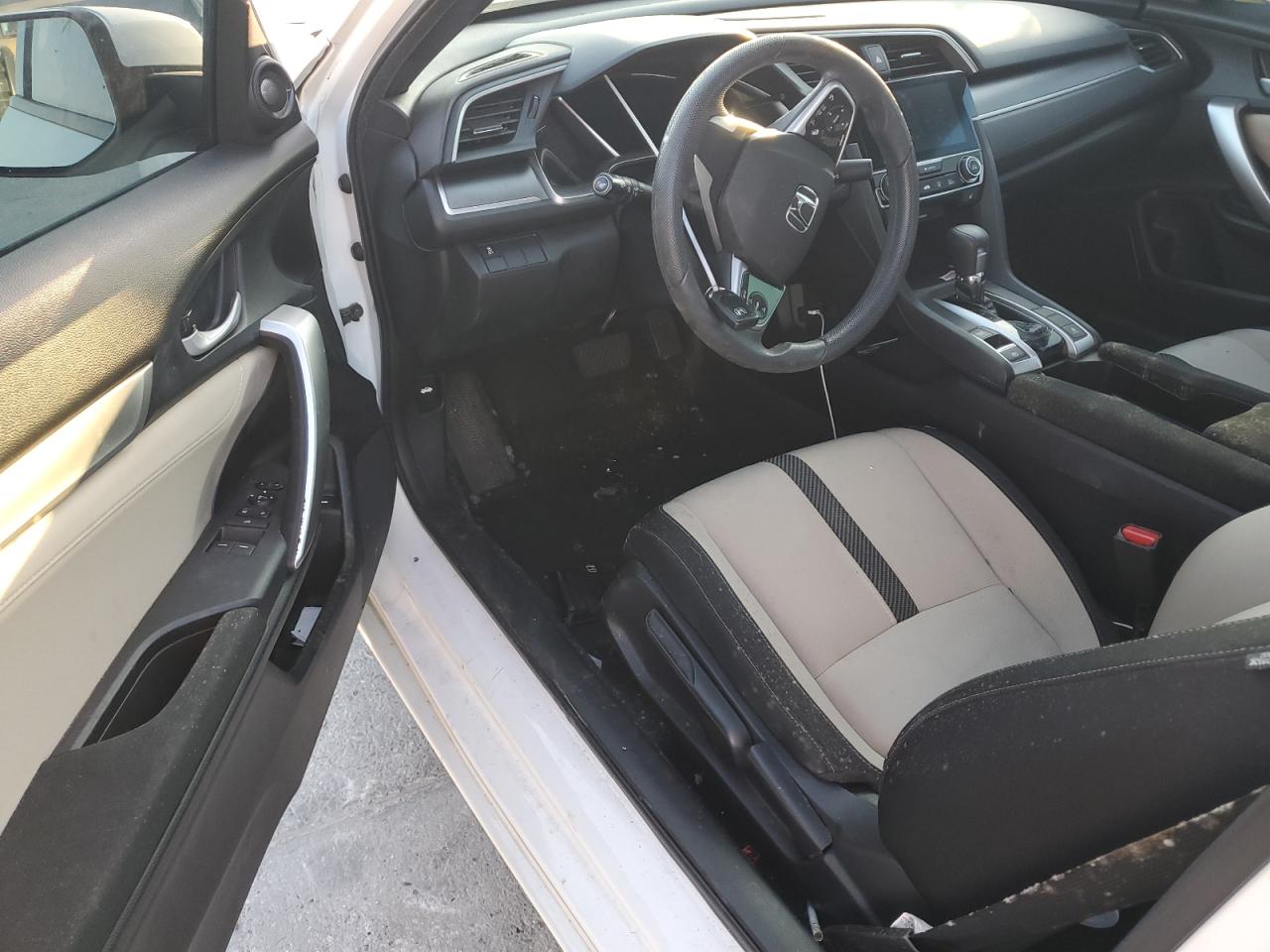 2HGFC3B32HH353858 2017 Honda Civic Ex 2HGFC3B32HH353858 2017 Honda Civic Ex