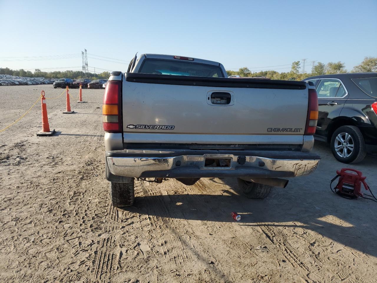 2001 Chevrolet Silverado K2500 Heavy Duty VIN: 1GCHK24U41E340374 Lot: 72080824