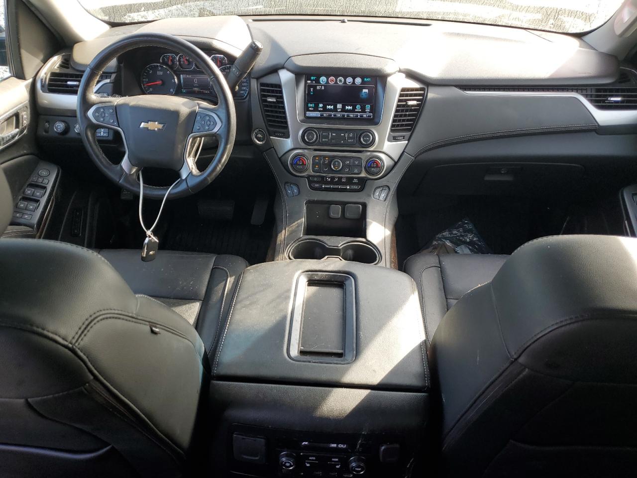 1GNSKHKC8KR292981 2019 Chevrolet Suburban K1500 Lt