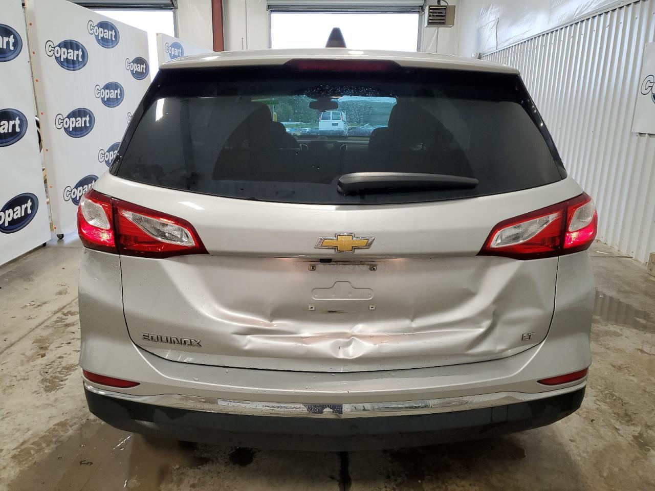 2020 Chevrolet Equinox - Image 6