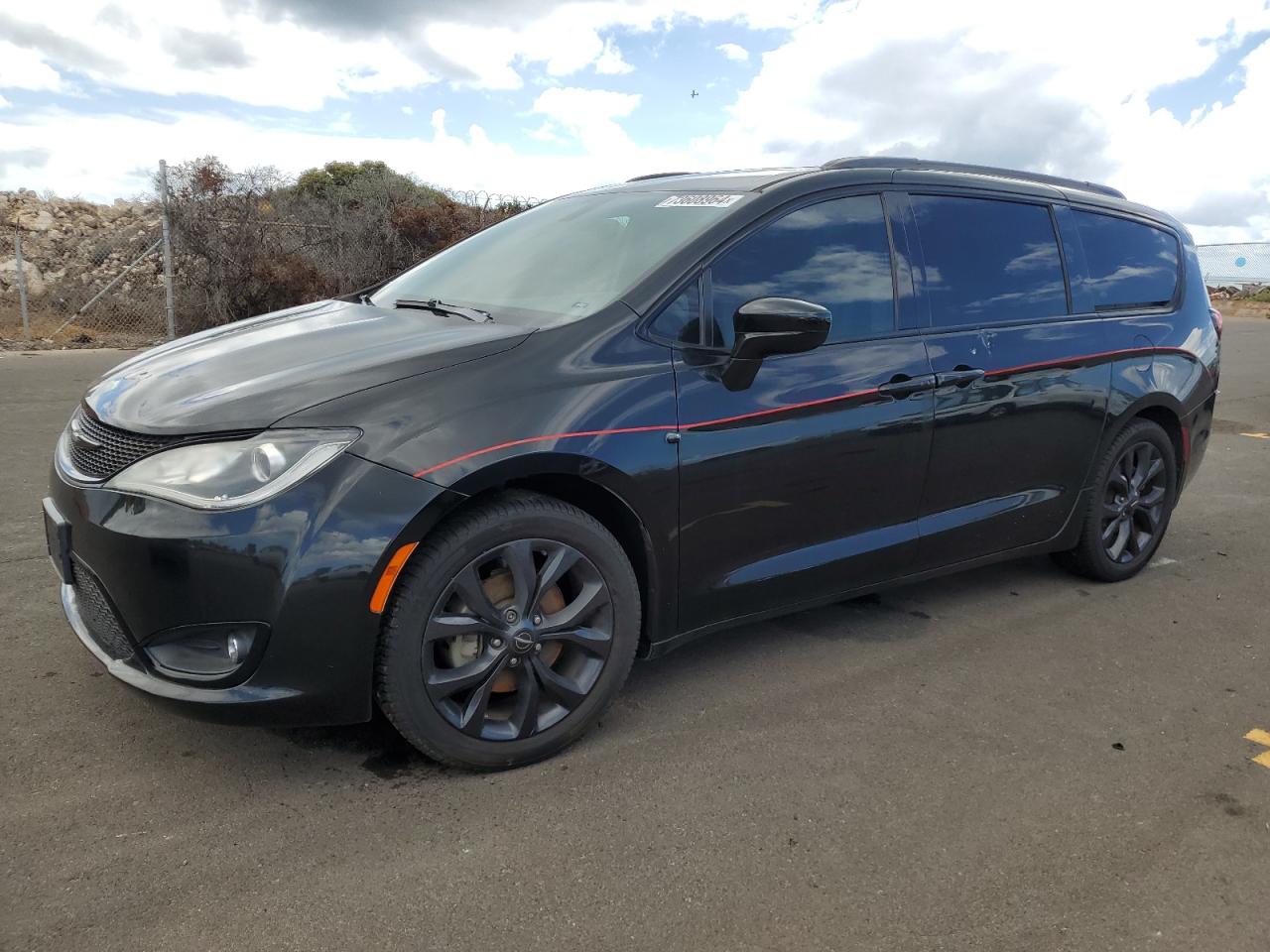Chrysler Pacifica