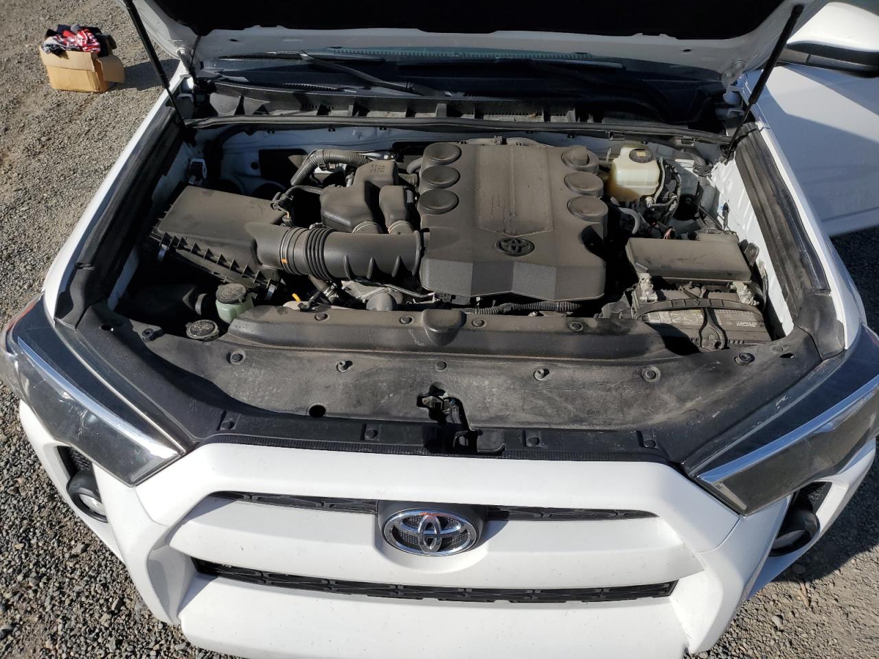 2018 Toyota 4Runner Sr5/Sr5 Premium VIN: JTEBU5JR7J5568849 Lot: 69480954