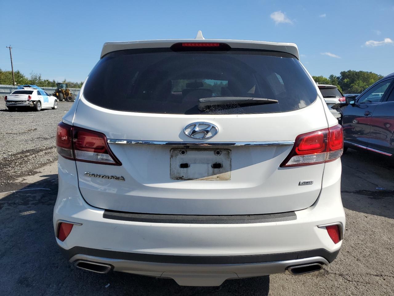 KM8SMDHF4JU264941 2018 Hyundai Santa Fe Se