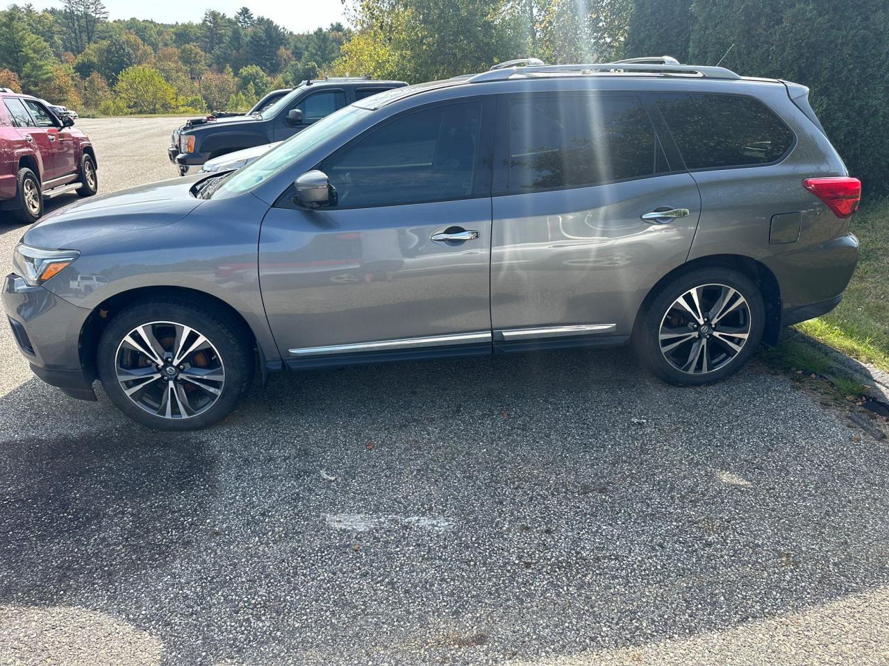 2017 Nissan Pathfinder VIN: 5N1DR2MM2HC645982 Lot: 73298054