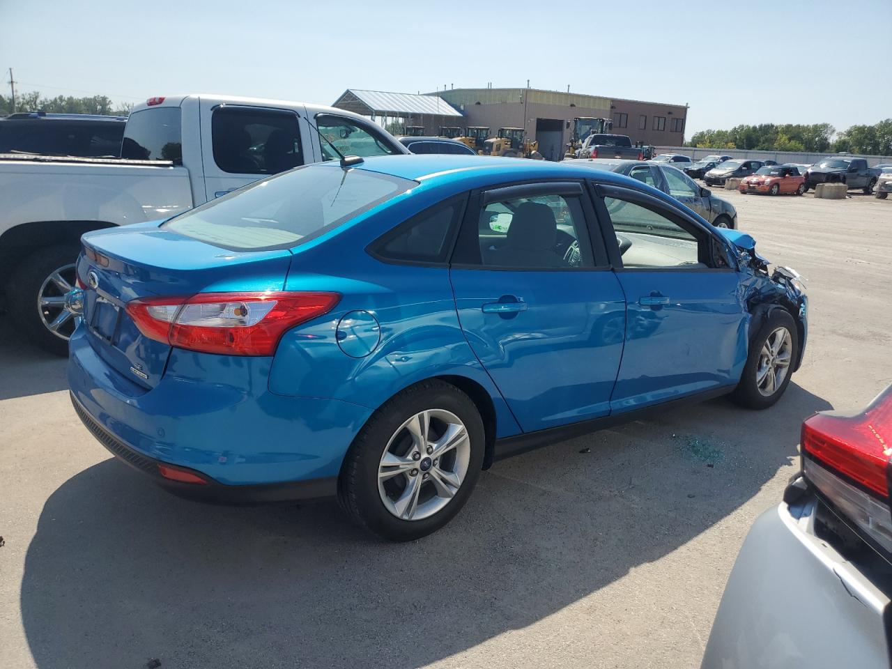 VIN 1FADP3F27EL218648 2014 FORD FOCUS no.3