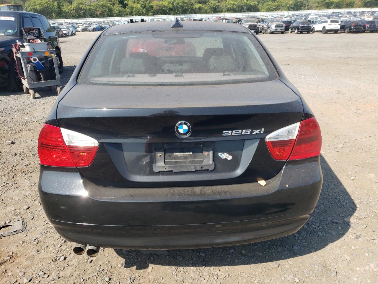 WBAVC935X7K031549 2007 BMW 328 Xi