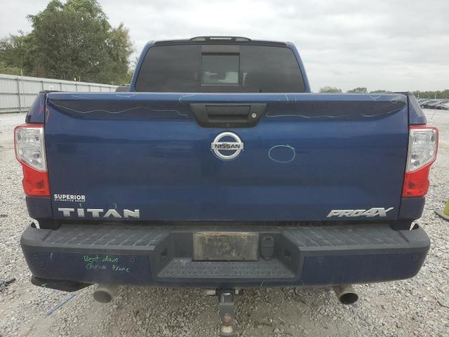  NISSAN TITAN 2017 Granatowy