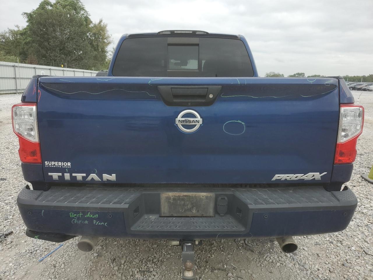 2017 Nissan Titan Sv VIN: 1N6AA1E53HN570548 Lot: 71663224