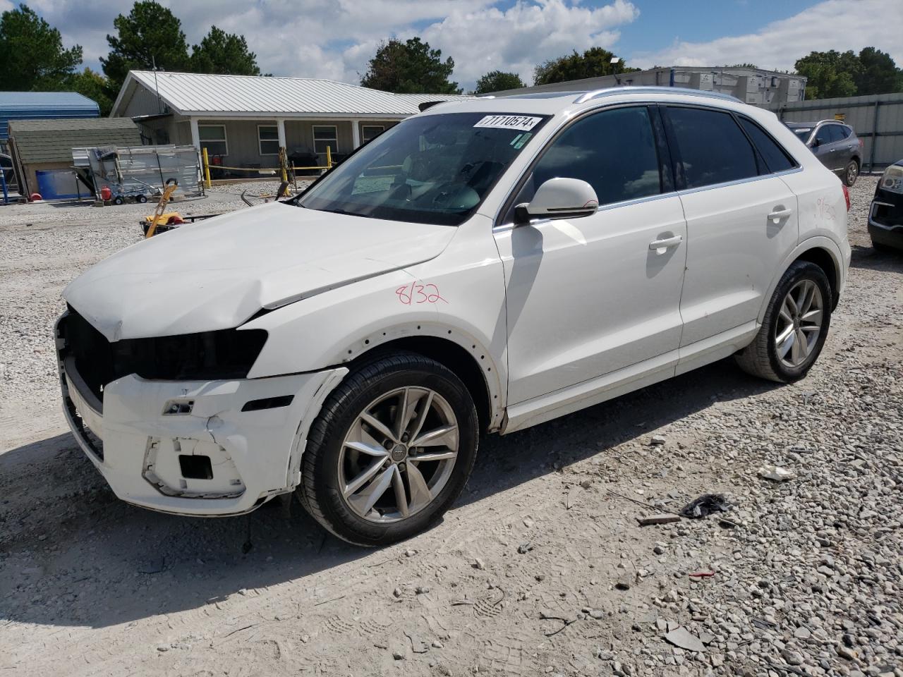 2017 Audi Q3 Premium Plus VIN: WA1HCCFS2HR000166 Lot: 71710574