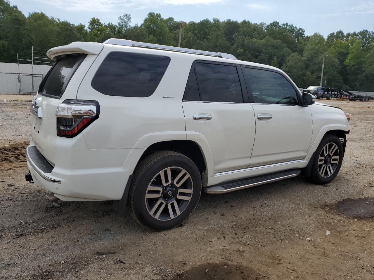 2015 Toyota 4Runner Sr5 VIN: JTEZU5JR1F5095696 Lot: 69972664