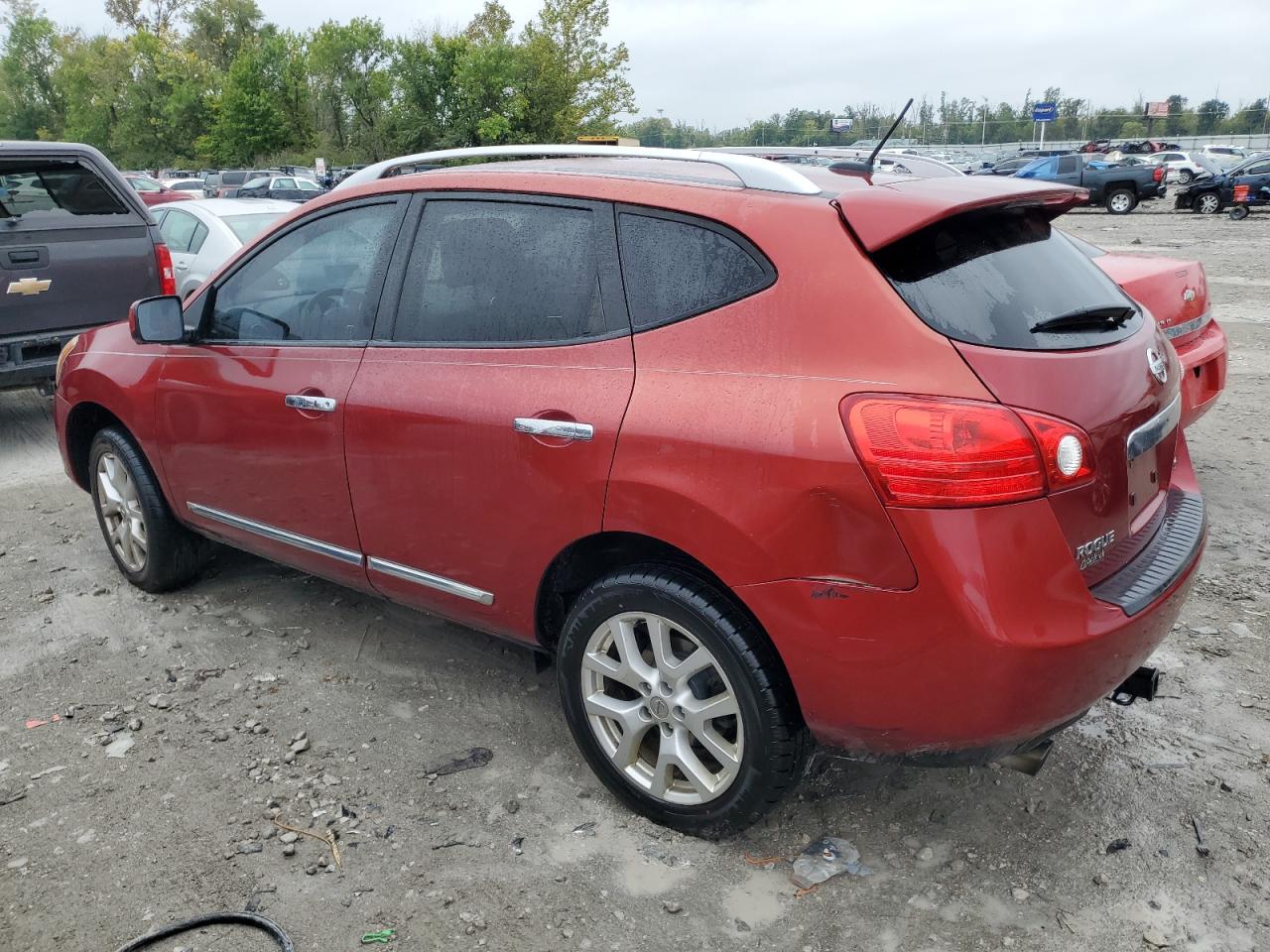 2013 Nissan Rogue - Image 2