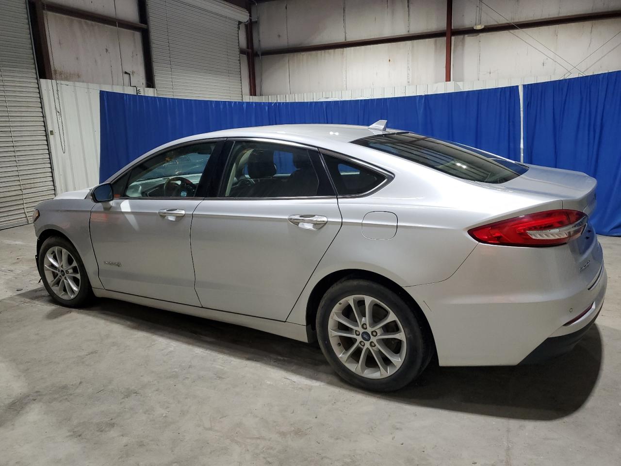 3FA6P0MU0KR180222 2019 FORD FUSION - Image 2