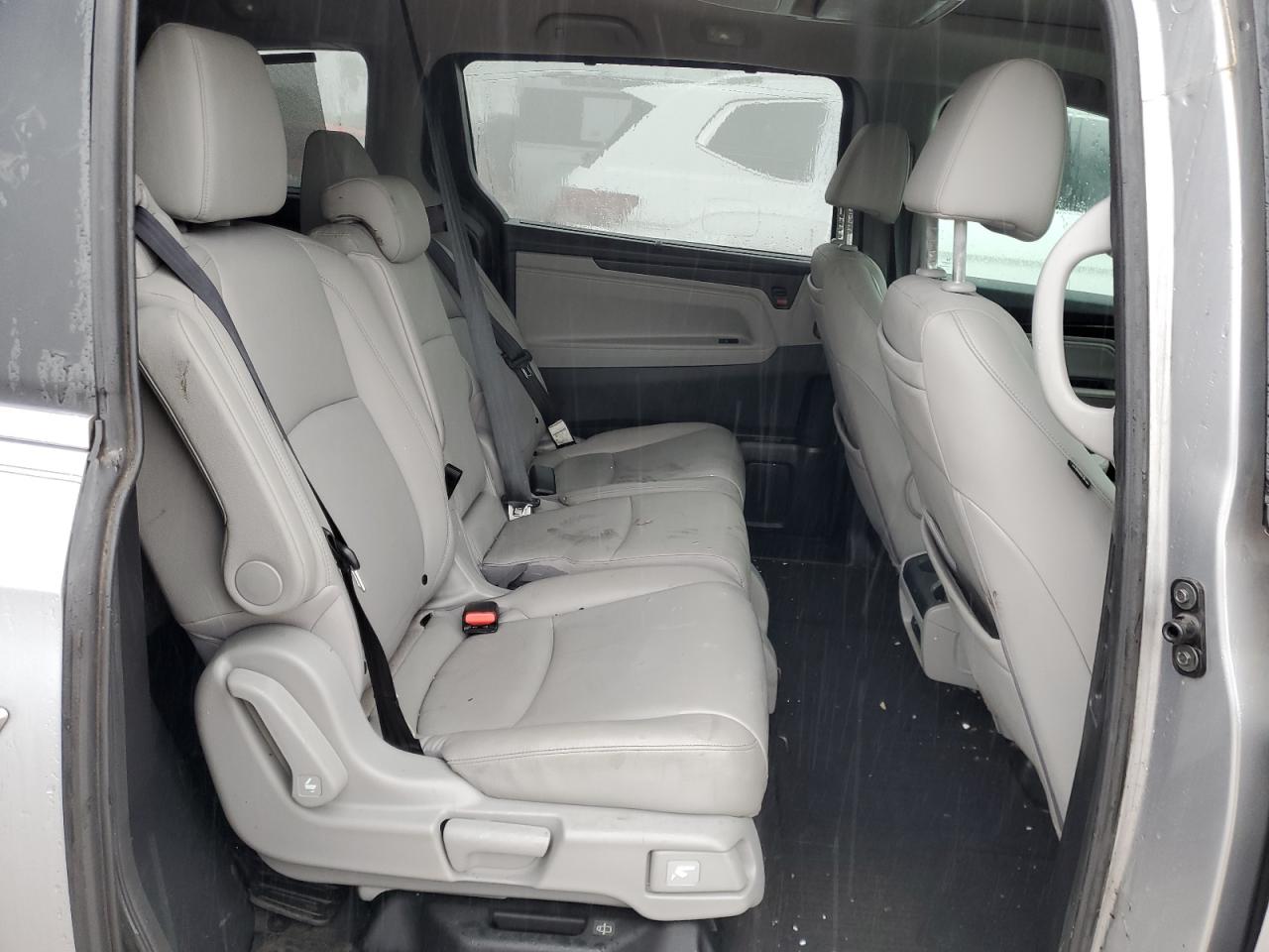 5FNRL6H90JB002094 2018 Honda Odyssey Elite