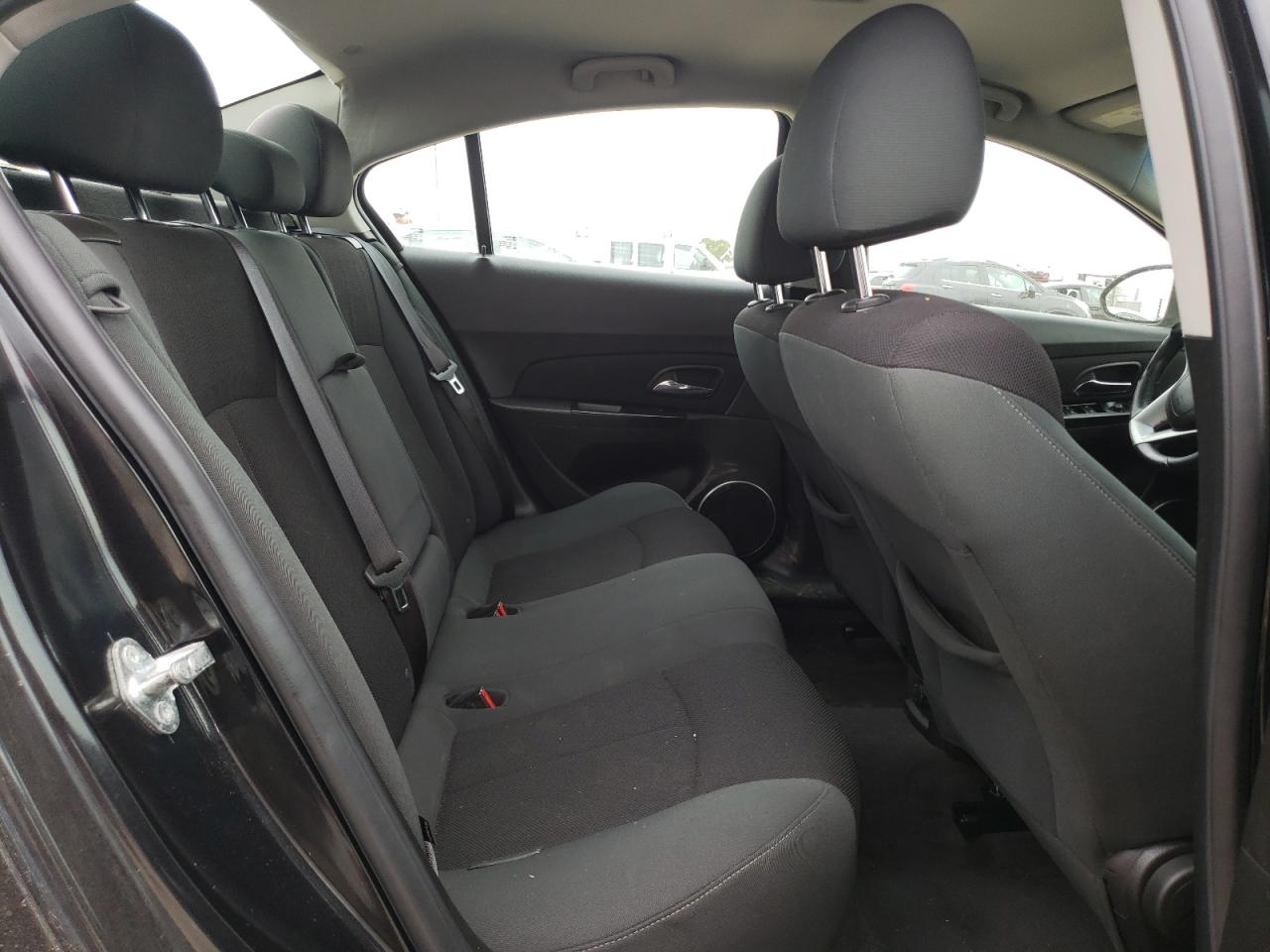 2011 Chevrolet Cruze - Image 10