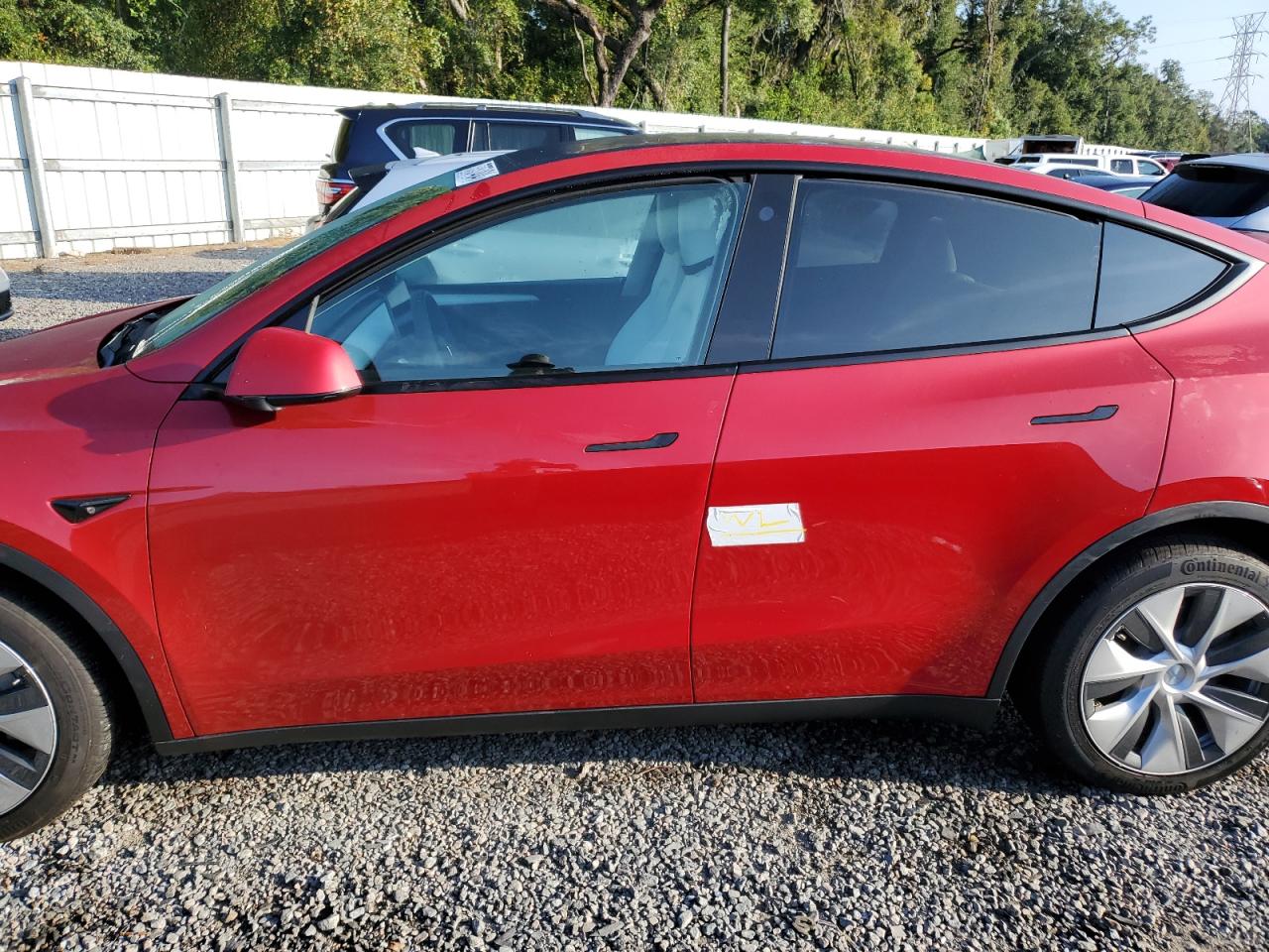 7SAYGDEE4NF565731 2022 Tesla Model Y