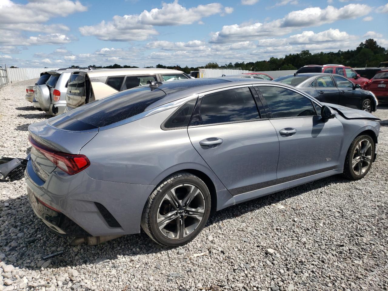 2022 Kia K5 - Image 3