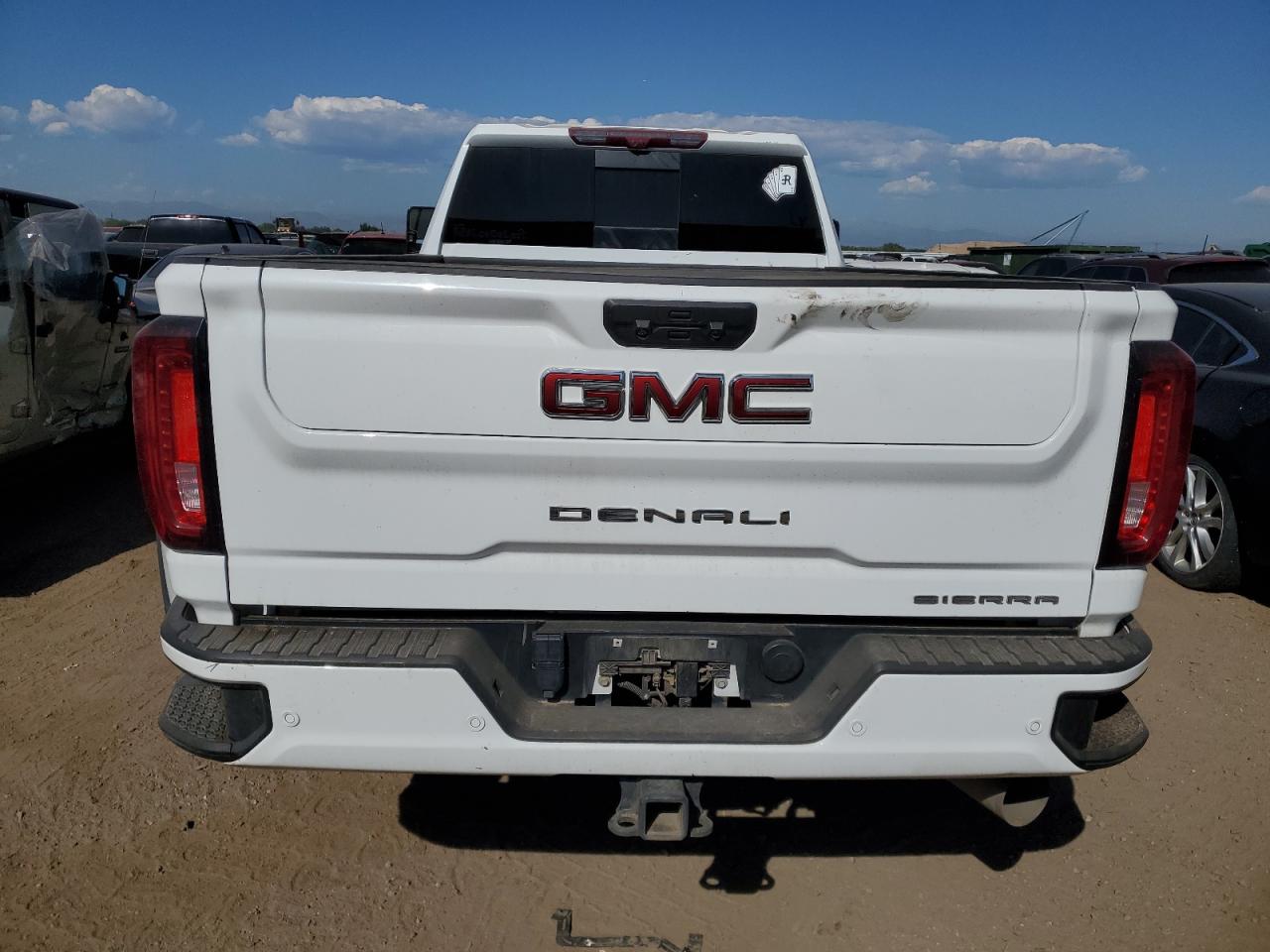 1GT49WEY1NF249825 2022 GMC Sierra K3500 Denali