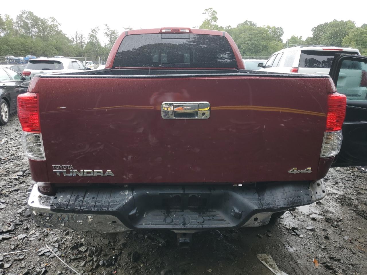 5TFUM5F14AX008856 2010 Toyota Tundra Double Cab Sr5