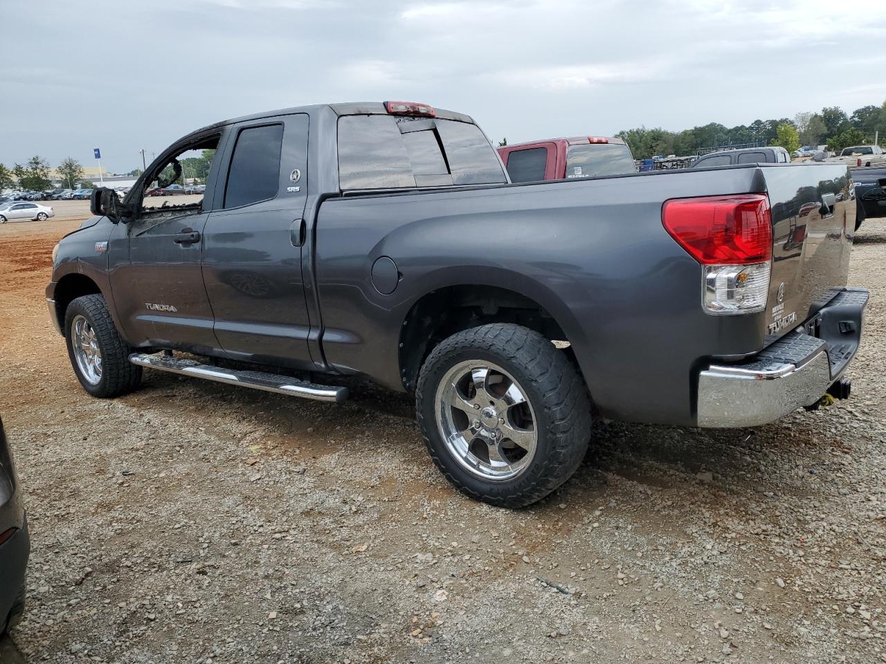 2013 Toyota Tundra - Image 2
