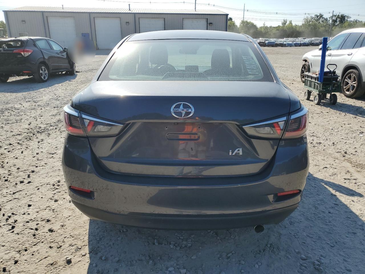 3MYDLBZV7GY110628 2016 Toyota Scion Ia