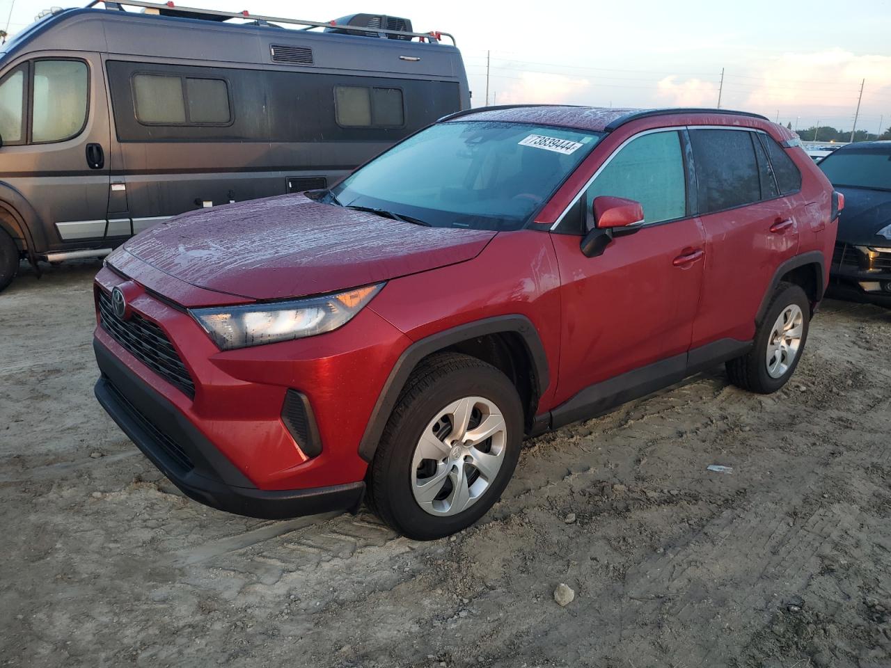 2T3K1RFV0MW181146 2021 Toyota Rav4 Le