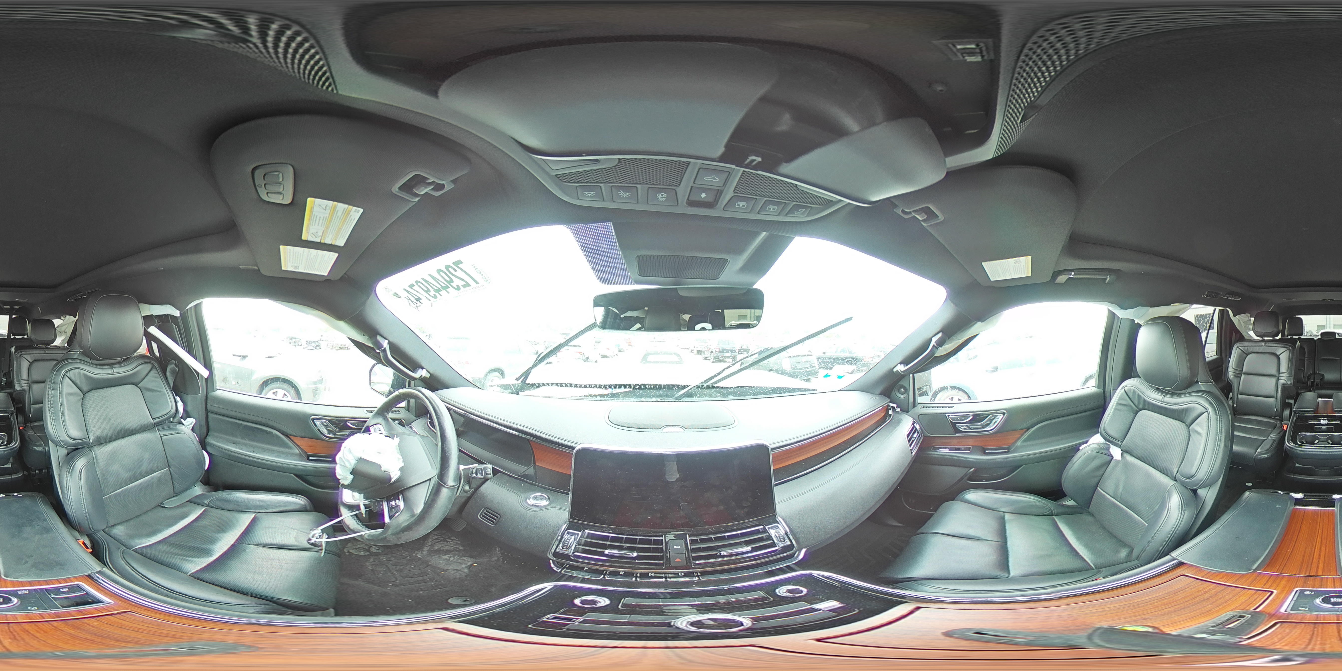 2021 Lincoln Navigator - Image 13