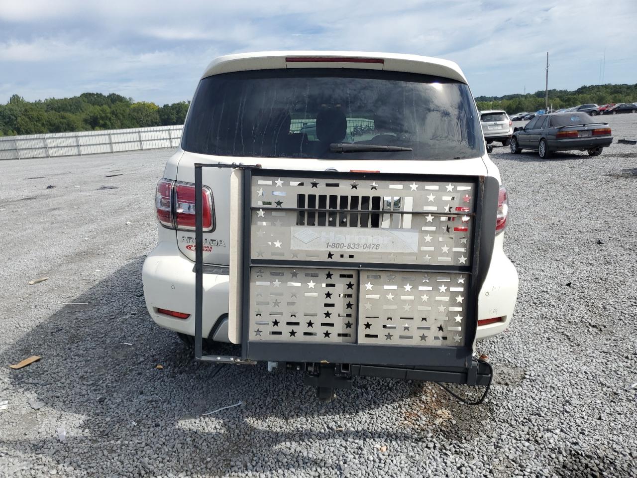 JN8AY2NC4H9501352 2017 Nissan Armada Sv