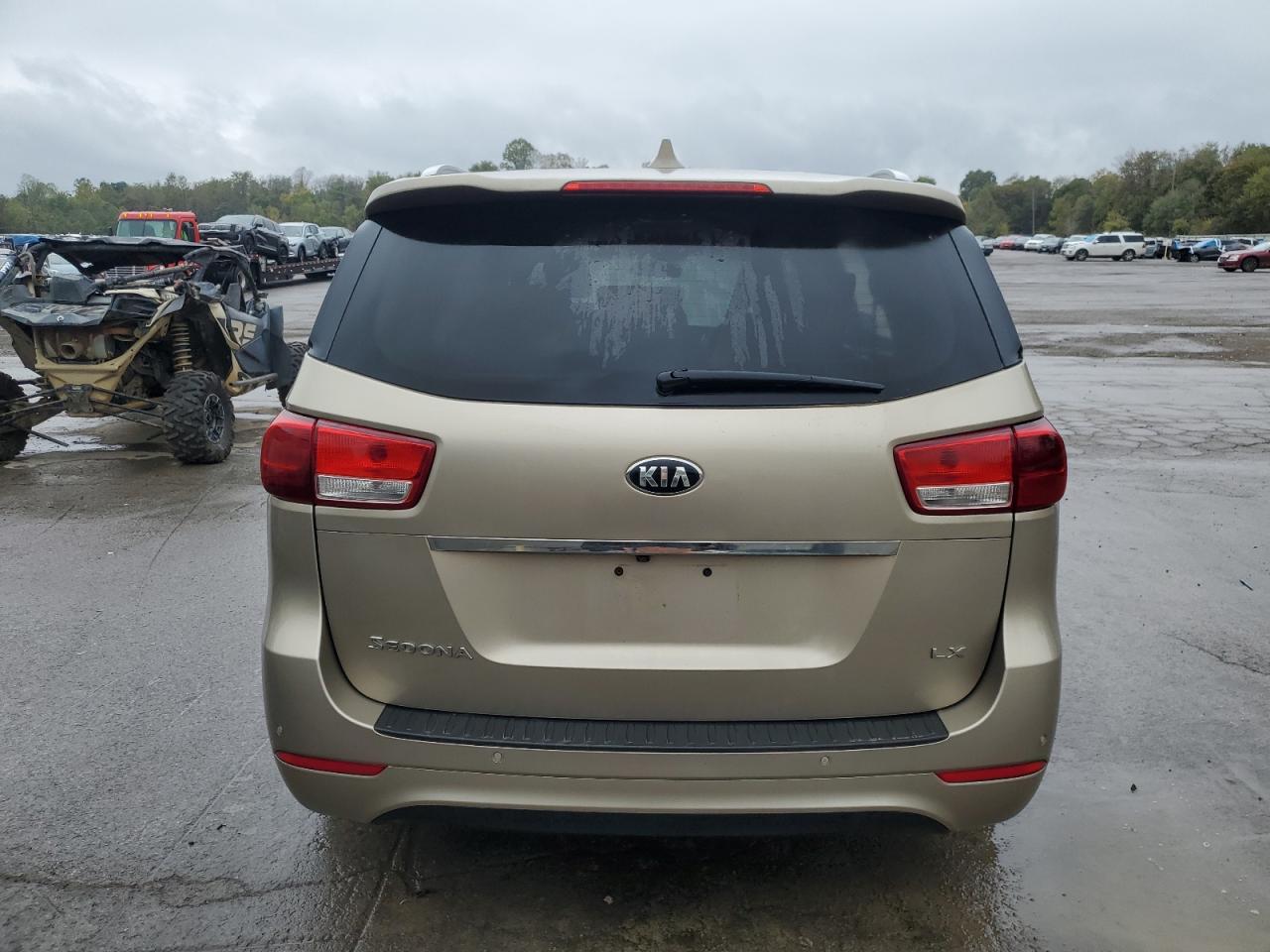 KNDMB5C1XH6249380 2017 Kia Sedona Lx