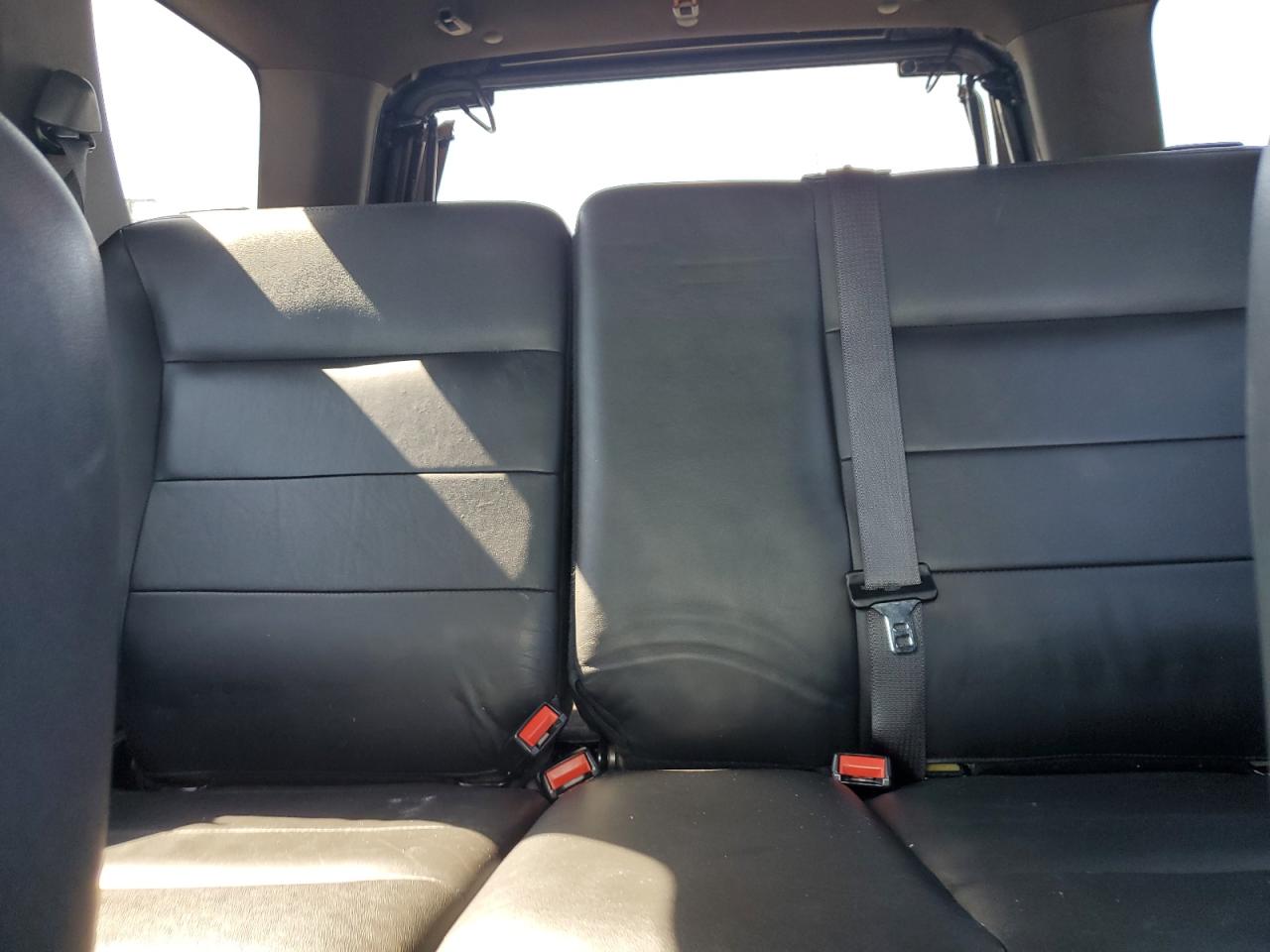 2008 Ford Escape - Image 10