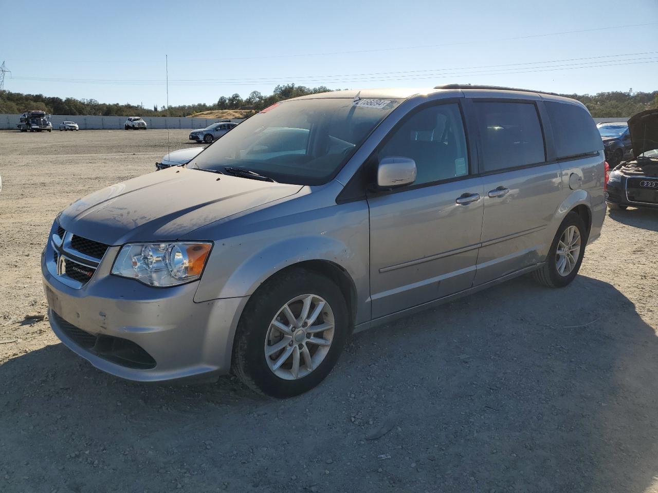 2016 Dodge Caravan - Image 1