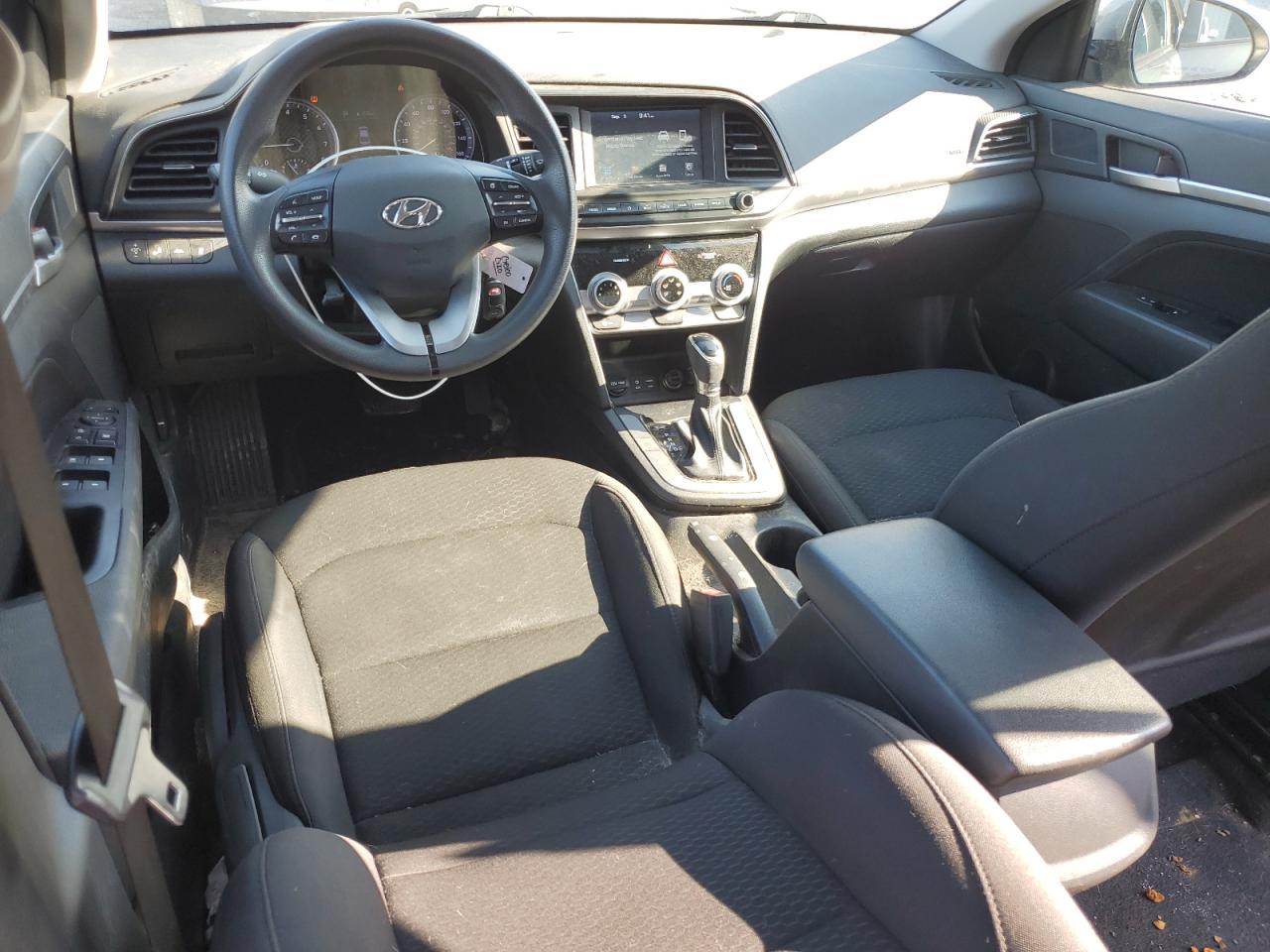 5NPD84LF1KH484218 2019 Hyundai Elantra Sel