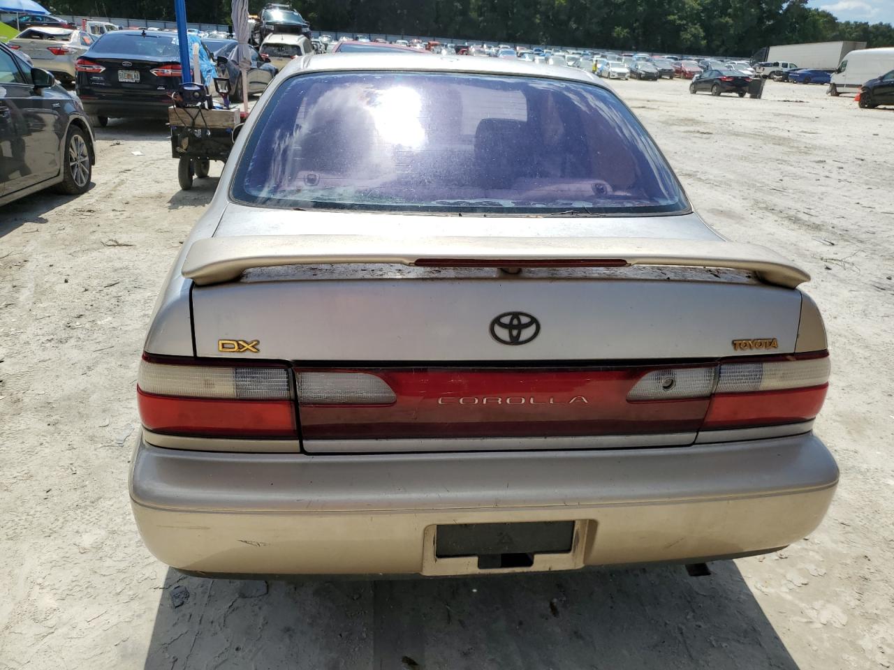 1997 Toyota Corolla Dx VIN: 1NXBB02EXVZ587153 Lot: 72573804