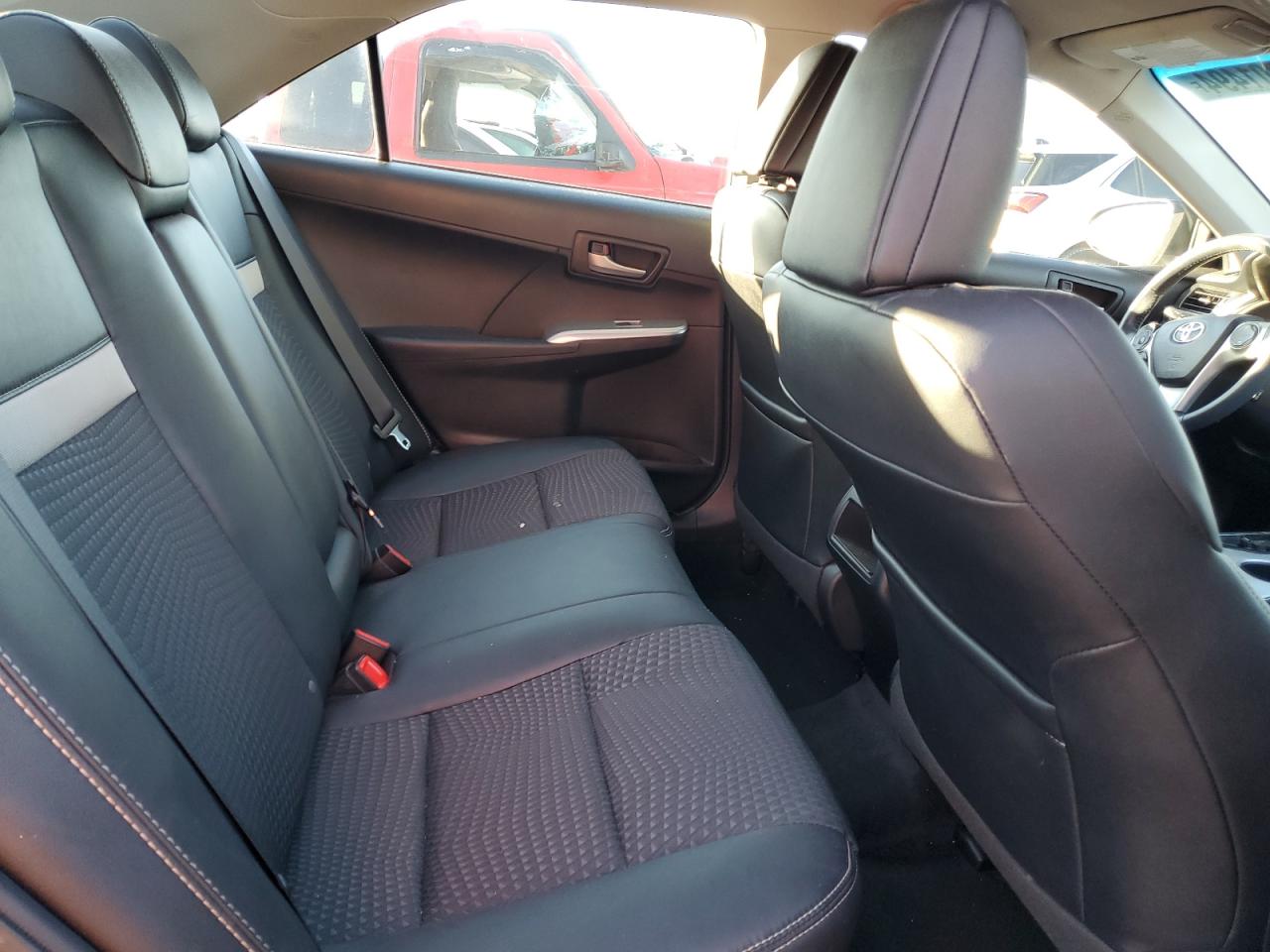 2012 Toyota Camry - Image 10