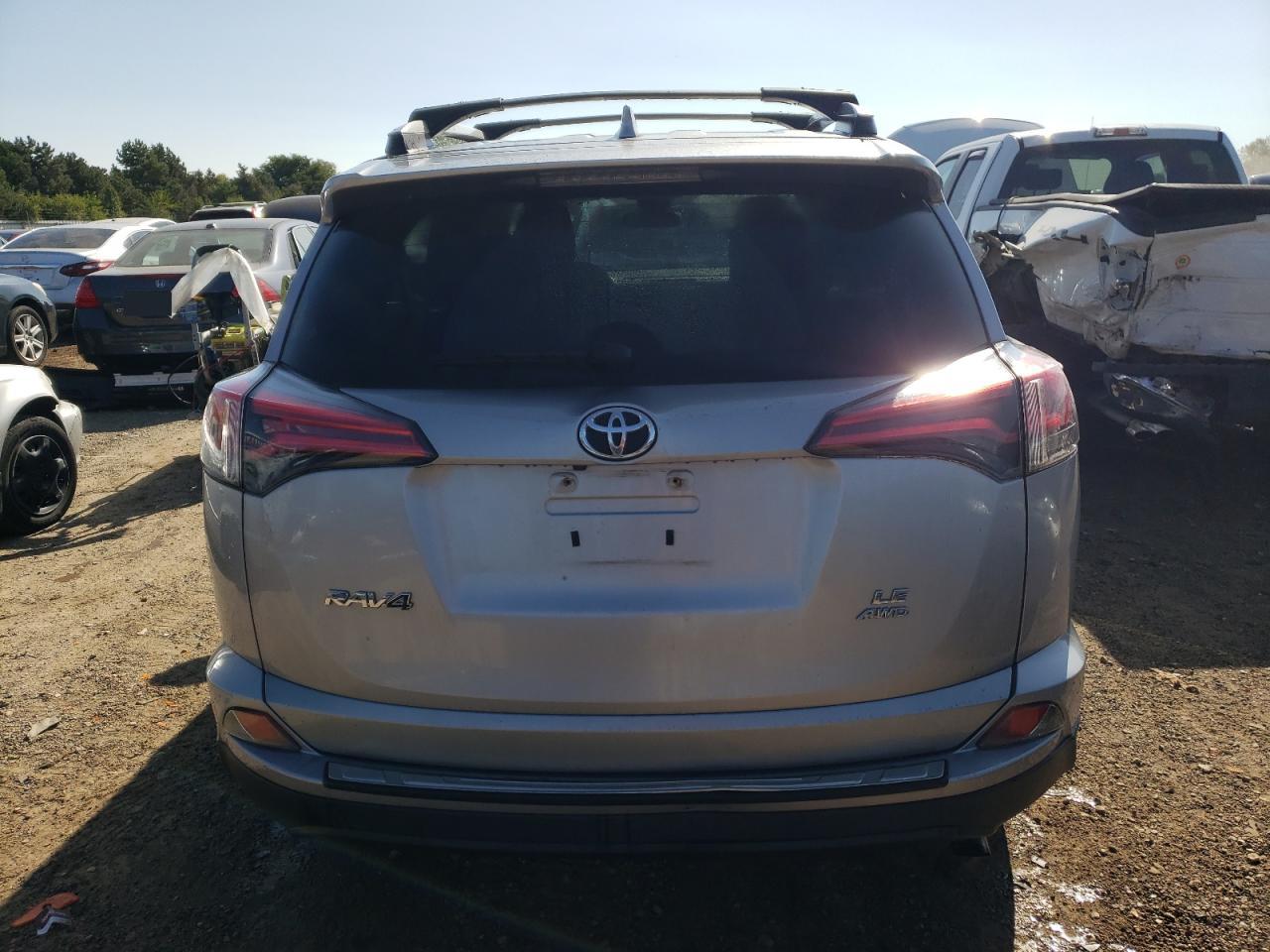 VIN 2T3BFREV3HW680192 2017 TOYOTA RAV4 no.6